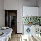 Апартаменты (КвартираСвободна - Тетеринский 14с2), Апартаменты LuxKV - Тетеринский пер