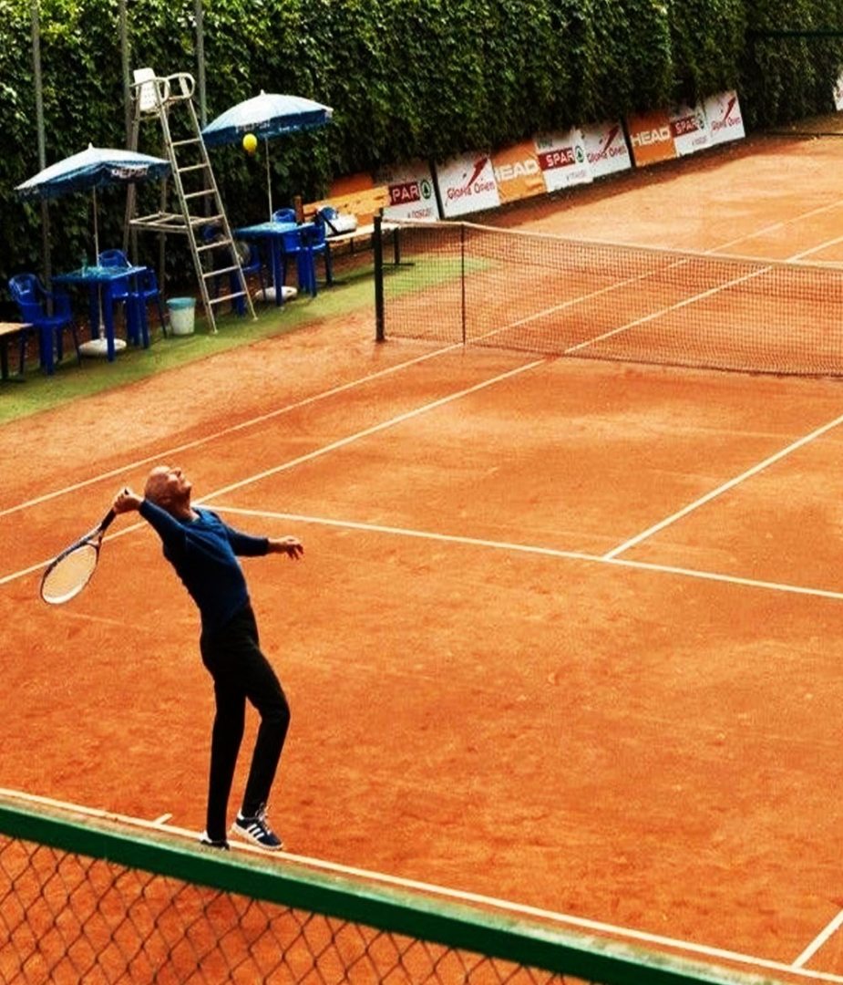 Теннисный корт, Пансионат Украина