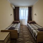 Двухместный номер со всеми удобствами в 6-этажном корпусе.