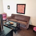 Номер (Джуниор сюит с двуспальной кроватью), Отель АЛТАЙ ПЭЛАС