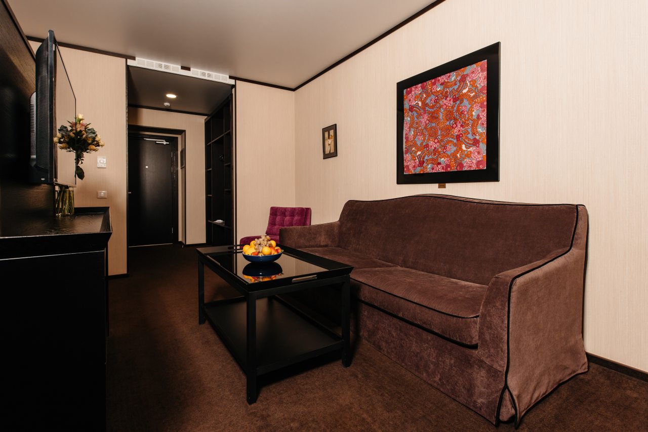 Номер (Джуниор сюит с двуспальной кроватью), Отель АЛТАЙ ПЭЛАС