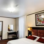 Люкс (Трехкомнатный с двумя спальнями), Отель АЛТАЙ ПЭЛАС