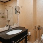 Люкс (Трехкомнатный с двумя спальнями), Отель АЛТАЙ ПЭЛАС