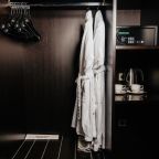 Люкс (Трехкомнатный с двумя спальнями), Отель АЛТАЙ ПЭЛАС