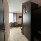 Студио (Студия однокомнатная с диваном 7), Апартаменты Апартель на Мира