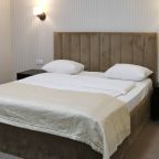 Двухместный (Комфорт плюс мансардный (двухкомнатный) (Skylight Comfort Plus)), Отель Москва