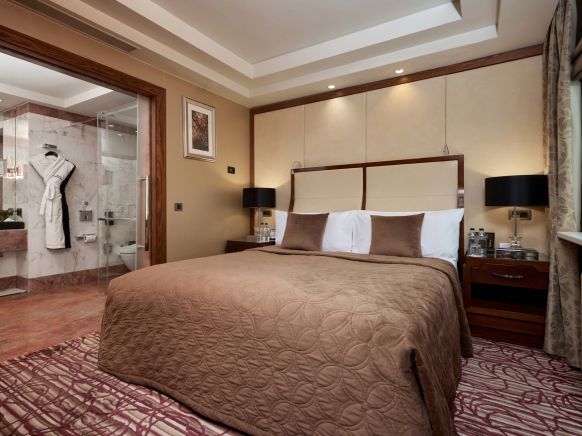 Фотография номера гостиницы Continental Hotel