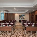 Разрешено проведение мероприятий, Hotel Continental