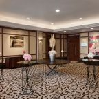 Разрешено проведение мероприятий, Hotel Continental