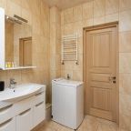 Апартаменты (№88, 2кк, 12 этаж из 21), Апартаменты Crown39