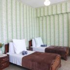 Двухместный (Однокомнатный номер эконом-класса площадью 11,4 кв. м.: 2 односпальные кровати шириной 0,9 м), Загородный отель Максрумс Дом отдыха у Плеса