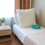 Двухместный (Однокомнатный номер эконом-класса площадью 11,4 кв. м.: 2 односпальные кровати шириной 0,9 м), Загородный отель Максрумс Дом отдыха у Плеса