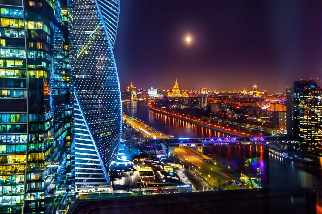 Вид на Москва-Сити, Отель Sky Apartments