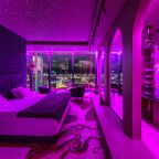 Студио (Sky Spa Room 77 этаж  Панорамный, волшебный и просто лучший), Отель Sky Apartments