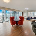 Апартаменты (Sky Lounge 43 этаж Стильный, модный, удобный.), Отель Sky Apartments