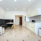 Апартаменты (Малыгина 90, кв.382), Апартаменты GOSH