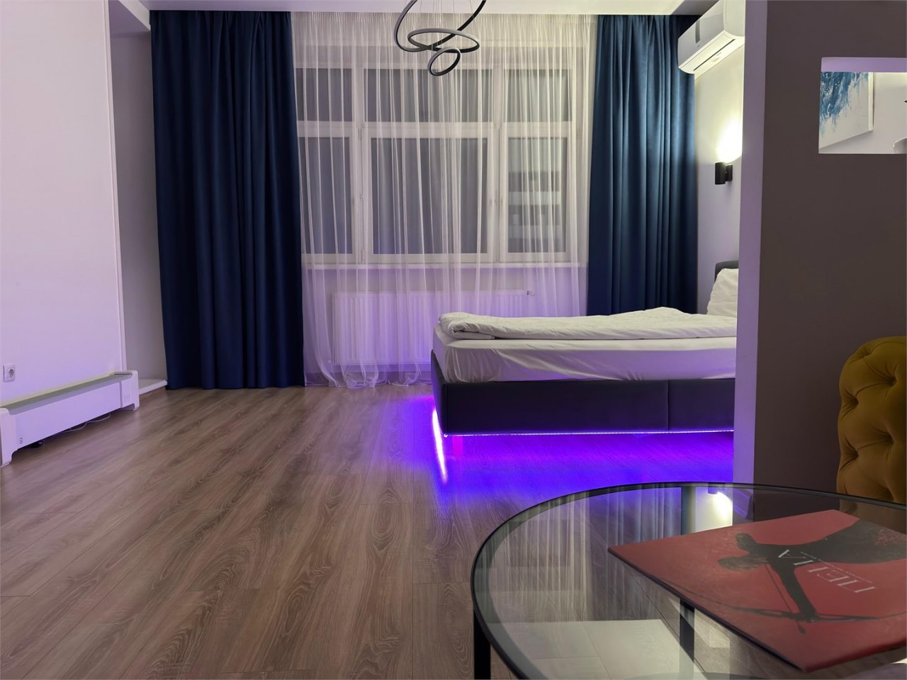 Апартаменты (Малыгина 90, кв.581), Апартаменты GOSH