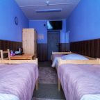 Трёхместный и более (Отдельный номер 3 односпальных кровати), Хостел Кольский 126