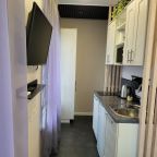 Апартаменты (Студия с тремя окнами), Апартаменты Города и страны