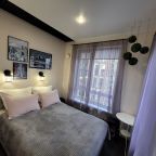 Апартаменты (Студия с тремя окнами), Апартаменты Города и страны