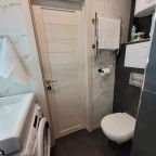 Апартаменты (Студия с тремя окнами), Апартаменты Города и страны