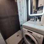 Апартаменты (Студия с тремя окнами), Апартаменты Города и страны