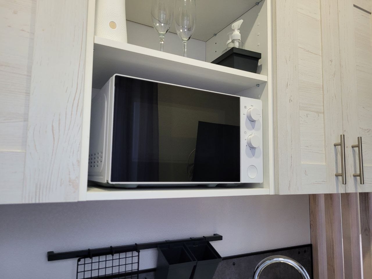 Апартаменты (Студия с тремя окнами), Апартаменты Города и страны