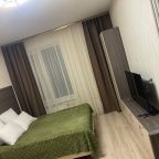 Апартаменты (Апартаменты с лоджией на  Пулковском шоссе 14Е), Апартаменты Города и страны