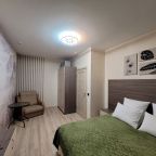 Апартаменты (Апартаменты с лоджией на  Пулковском шоссе 14Е), Апартаменты Города и страны