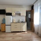Апартаменты (Стандартный номер (N 4), первая линия,  боковой вид на море), Апарт-отель Локейт