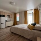 Апартаменты (Стандарт N 12, 1 линия, боковой вид на море), Апарт-отель Локейт