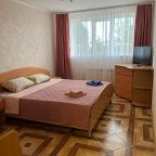 Апартаменты (Апартаменты (Стандарт двухкомнатный (N 13), 2 линия, полуцоколь)), Апарт-отель Локейт