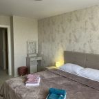 Апартаменты (Апартаменты (Стандарт двухкомнатный (N 13), 2 линия, полуцоколь)), Апарт-отель Локейт