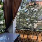 Апартаменты (Стандартный номер (N 6), вторая линия,  вид в сад), Апарт-отель Локейт