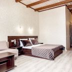 Люкс (С балконом и видом на горы), Отель Greek House