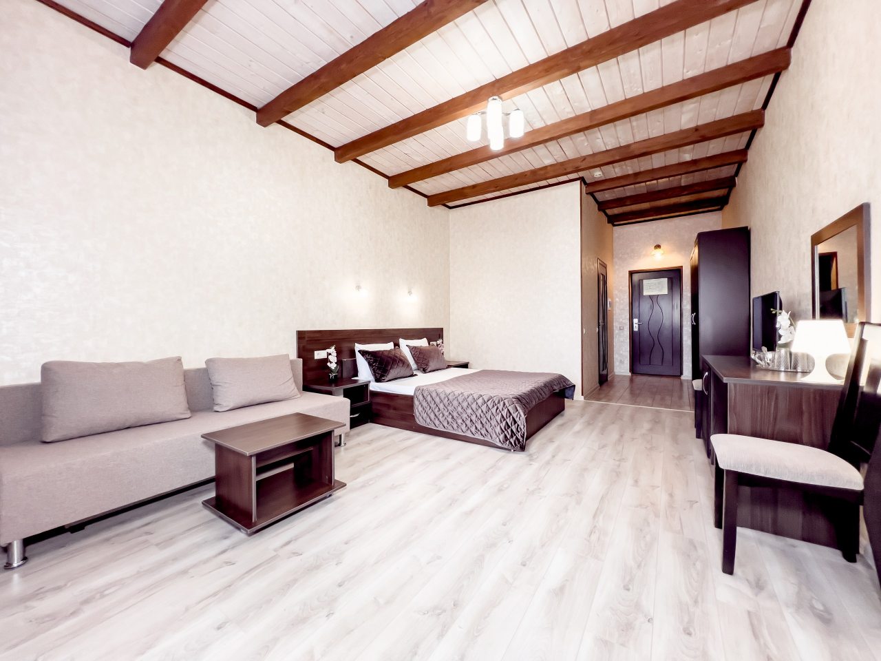 Люкс (С балконом и видом на горы), Отель Greek House
