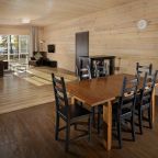 Шале (На 8 персон с сауной и террасой с видом на Вуоксу), Загородный клуб Жемчужина