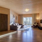 Шале (На 8 персон с сауной и террасой с видом на Вуоксу), Загородный клуб Жемчужина