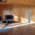 Коттедж (На 8 персон с террасой и видом на Вуоксу), Загородный клуб Жемчужина