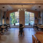 Ресторан («шведский стол»), Загородный клуб Жемчужина