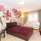 Четырехместный (Тюльпаны), Апартаменты Гостиный Дворъ и Ко на Щорса 103