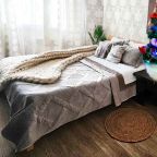 Семейный (Панорама), Апартаменты Гостиный Дворъ и Ко на Щорса 103