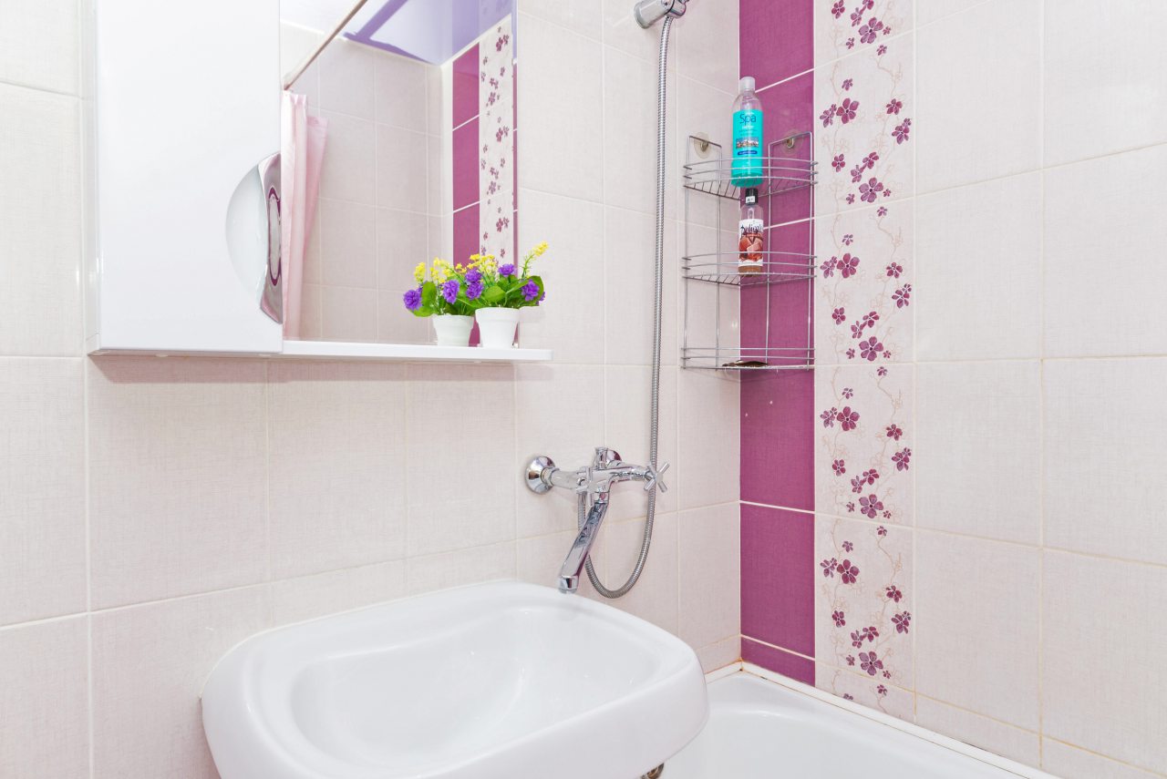 Четырехместный (Тюльпаны), Апартаменты Гостиный Дворъ и Ко на Щорса 103