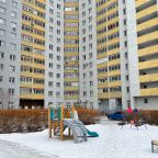 Детская площадка, Апартаменты Гостиный Дворъ и Ко на Щорса 103