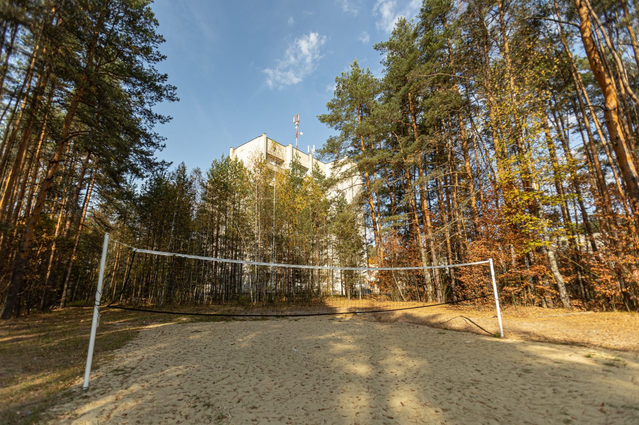Волейбольная площадка, Отель Сосновый Бор