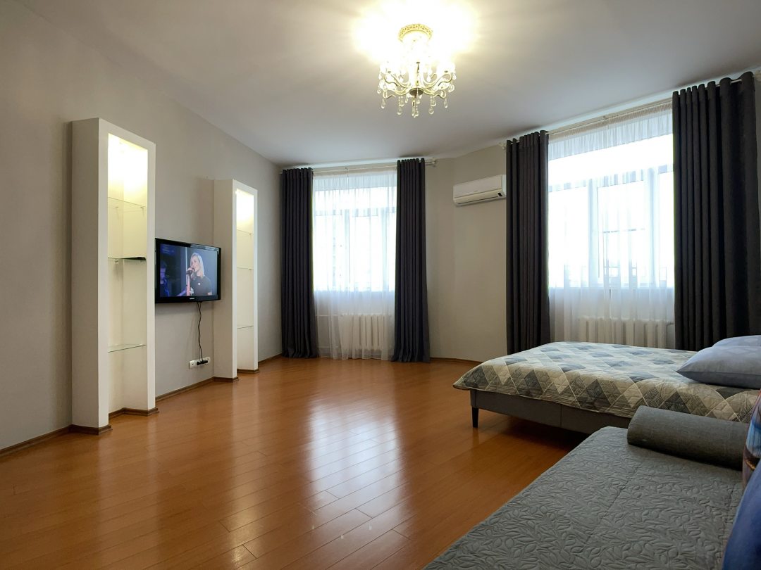 Квартира (Шикарная квартира в самом центре Смоленска), Апартаменты В центре Смоленска для 8 человек