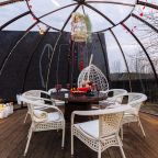 Купольная прозрачная беседка, Гостевой дом Рай в шалаше в Коробицыно