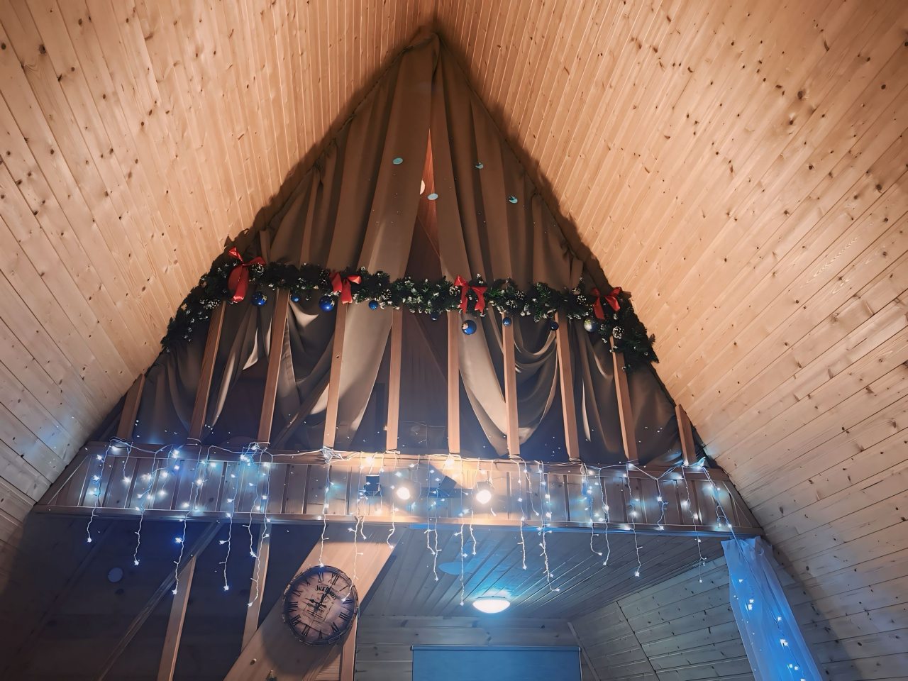 Шале (Шале 2), Гостевой дом Рай в шалаше в Коробицыно