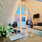 Шале (Шале 3), Гостевой дом Рай в шалаше в Коробицыно