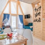 Шале (Шале 3), Гостевой дом Рай в шалаше в Коробицыно